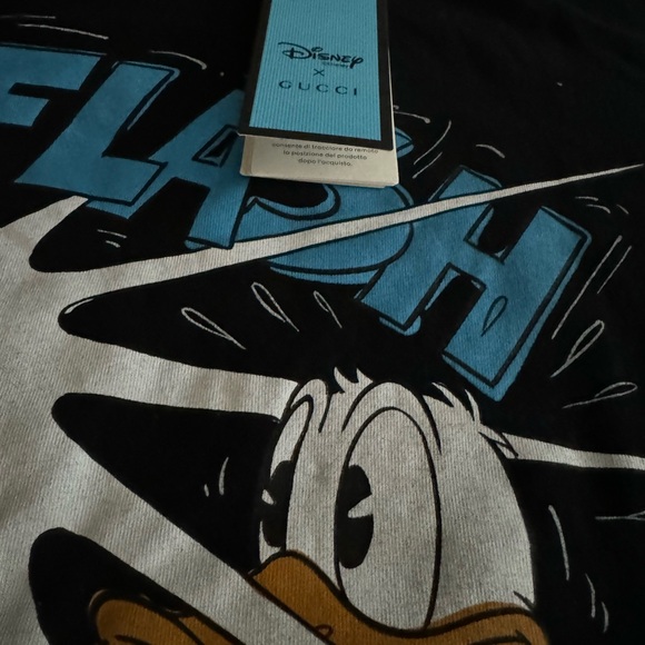 GUCCI X DISNEY Donald Duck black t-shirt. Size medium but fits like a large. - Picture 6 of 6